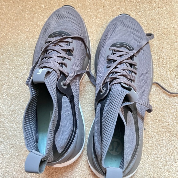 Lululemon Chargefeel Mid - Picture 3 of 7